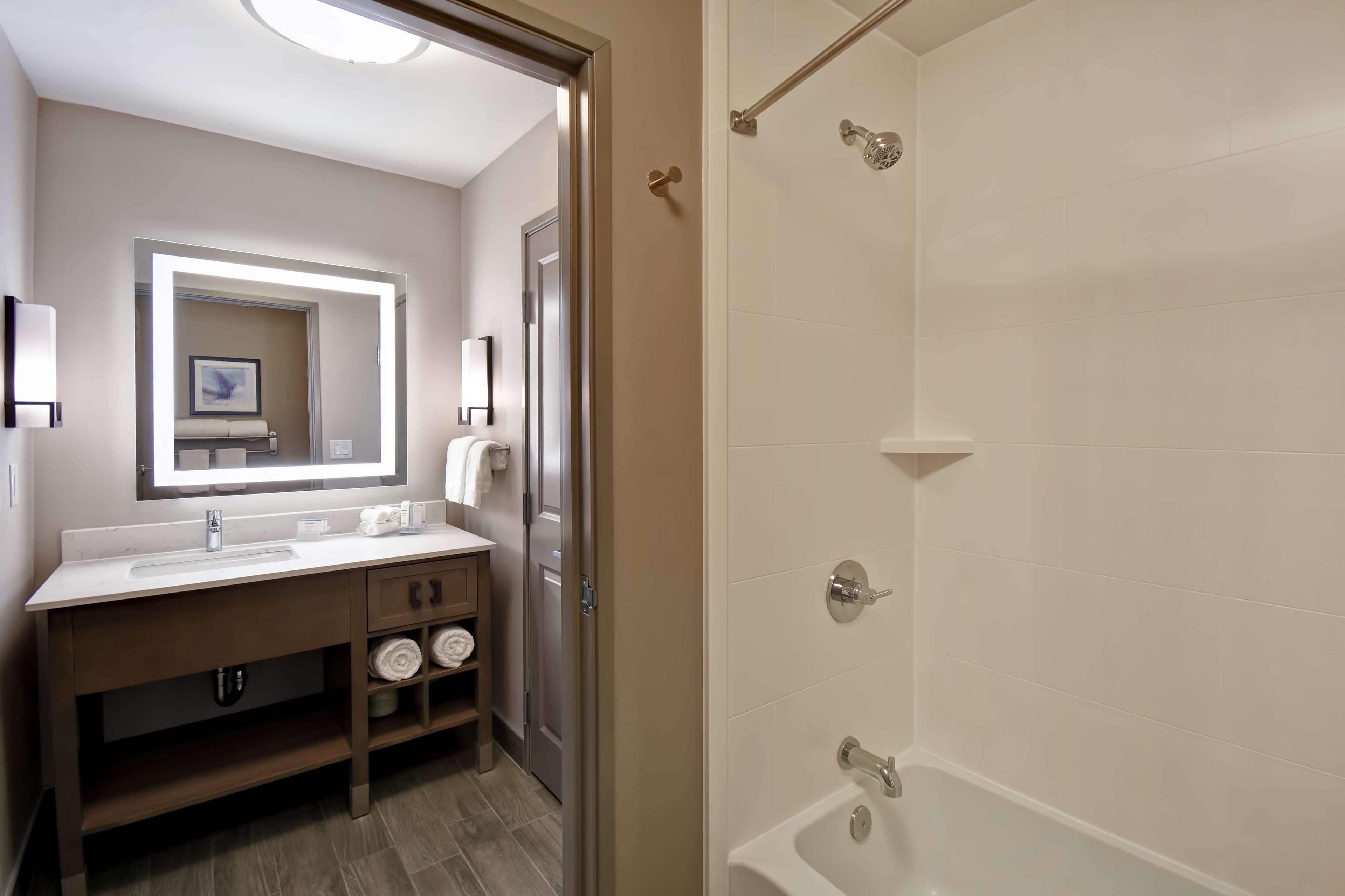Homewood Suites By Hilton Orange New Haven Exteriér fotografie